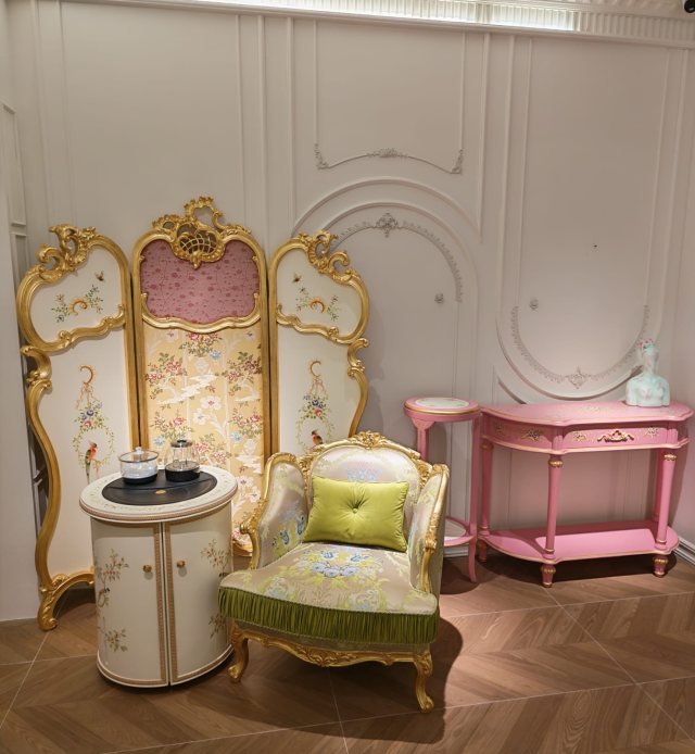 Royal Classical Style Furniture